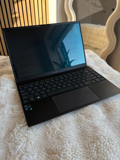 Asus Zenbook, Computers en Software, Chromebooks, Zo goed als nieuw, 14 inch, 8 GB, 256 GB of meer, Ophalen