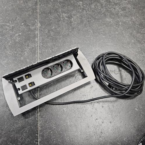 Bureaustekkerdoos 3-voudig / 2x CAT6, Diversen, Bureau-accessoires, Gebruikt