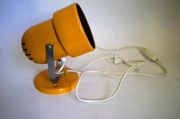 vintage geel wandlamp Växjö Zweden Aneta Belysning '70. beschikbaar voor biedingen