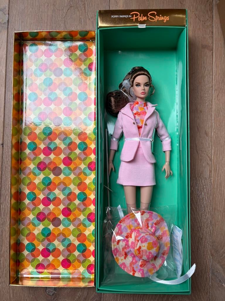 Poppy Parker Brimming in bloom nrfb, Verzamelen, Poppen, Ophalen of Verzenden, Zo goed als nieuw, Fashion Doll