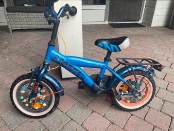 Loekie fiets eventueel met zijwieltjes erbij beschikbaar voor biedingen