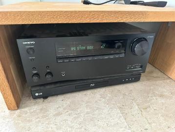 Versterker ONKYO TX - NR686 AV beschikbaar voor biedingen