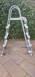 Bestway Zwembadtrap, Ophalen, Gebruikt, Ladder