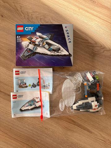 Lego ruimteschepen 60430 en 60429 beschikbaar voor biedingen
