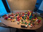 Grote bak Duplo - oa. treinset en meerdere autosets, Ophalen, Zo goed als nieuw