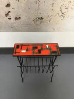 Smeedijzer Tijdschriftenrek Krantenrek Jaren 50, Ophalen, Gebruikt