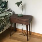 2 nachtkastjes of bijzettafels, Huis en Inrichting, Minder dan 55 cm, Zo goed als nieuw, Rechthoekig, Hout