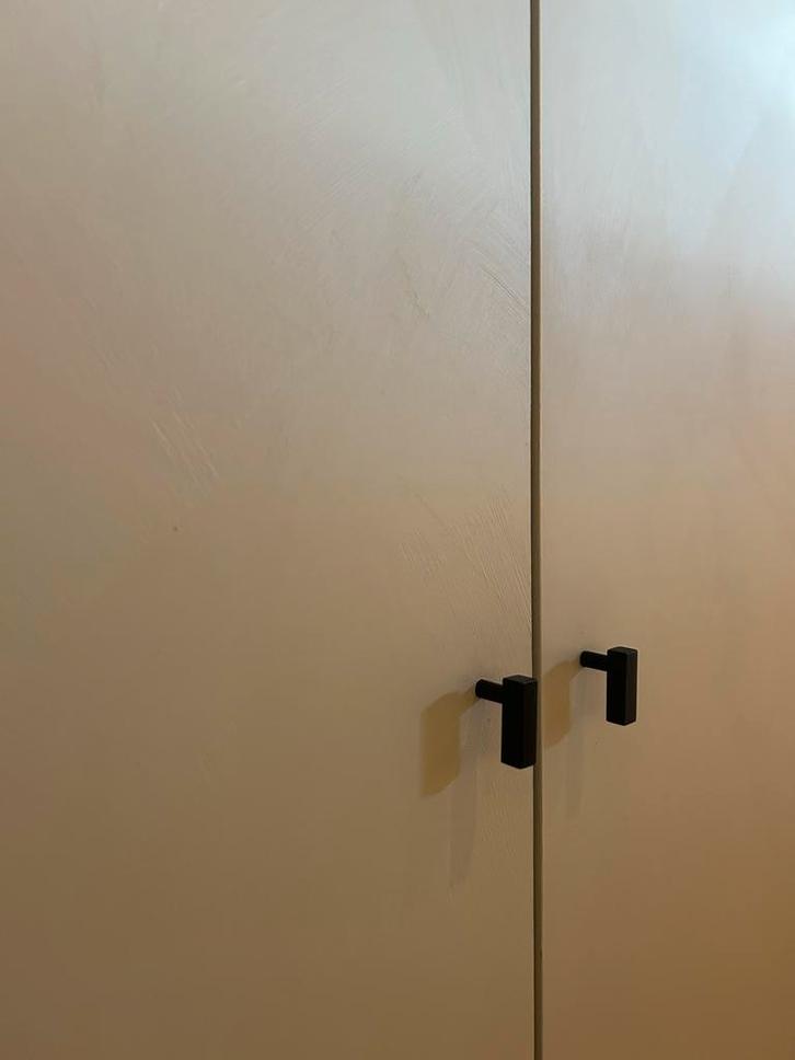 Linnenkast betonlook crèmekleurig 79x55x176cm, Huis en Inrichting, Kasten | Kledingkasten, Zo goed als nieuw, 150 tot 200 cm, 50 tot 100 cm