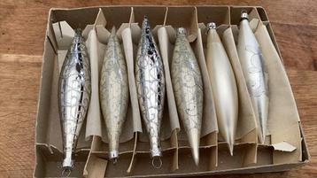 Vintage kerstballen pegels beschikbaar voor biedingen