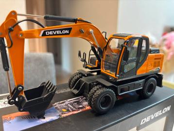 Develon DX150, schaal 1:40, geen Conrad of NZG beschikbaar voor biedingen