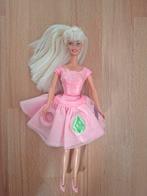 Twirlin Make-up Barbie (1997), Ophalen of Verzenden, Gebruikt, Pop