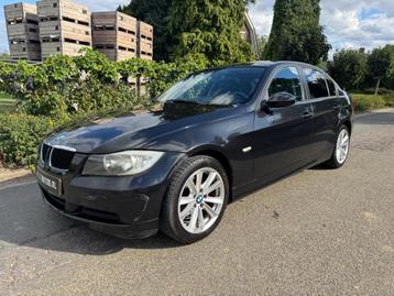 BMW 3-serie 318i AIRCO / CRUISE / APK 7/2026 / LM VELGEN beschikbaar voor biedingen