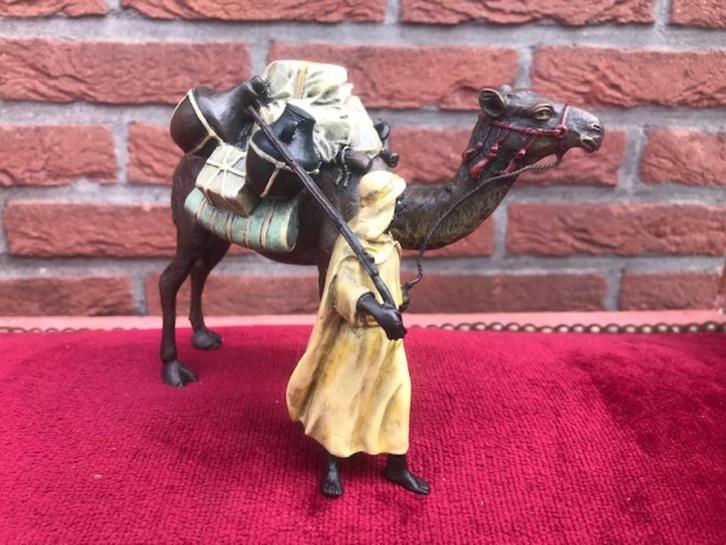 Weens brons: Oriëntaalse heer met zijn dromedaris, Antiek en Kunst, Antiek | Koper en Brons, Brons, Ophalen of Verzenden