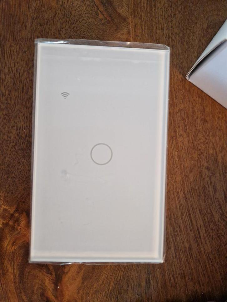 Nieuwe Smart WiFi Lichtschakelaar, Huis en Inrichting, Overige Huis en Inrichting, Nieuw, Ophalen of Verzenden