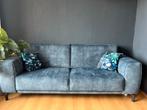 Zo Goed Als Nieuwe Blue Velvet Bank, Huis en Inrichting, Banken | Bankstellen, 150 tot 200 cm, Tweepersoons, 75 tot 100 cm, Ophalen of Verzenden