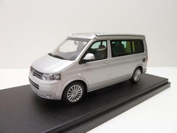 Volkswagen California T5  '' Minichamps '' beschikbaar voor biedingen