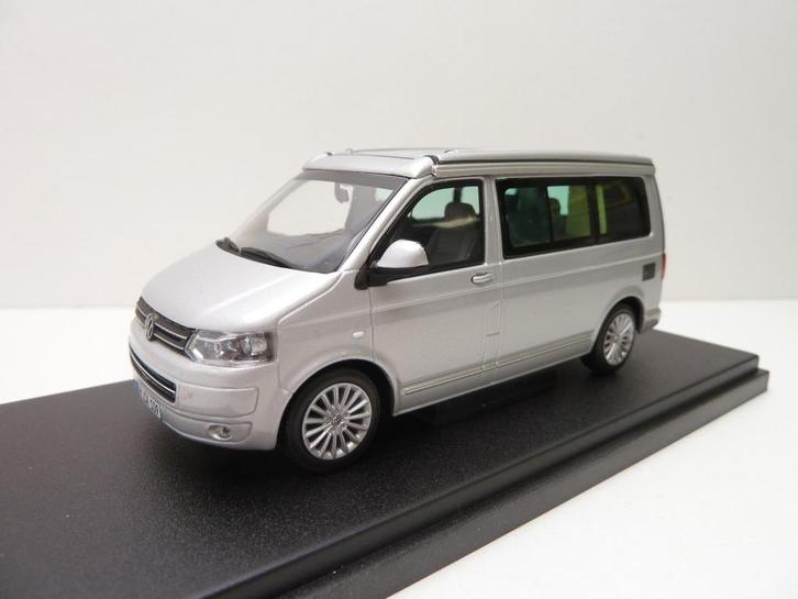 Volkswagen California T5  '' Minichamps '', Hobby en Vrije tijd, Modelauto's | 1:43, Zo goed als nieuw, Auto, MiniChamps, Ophalen of Verzenden