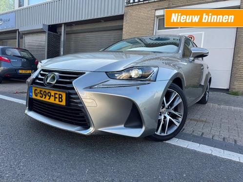 Lexus IS 300h Hybrid Edition 30 ACC OPENDAK LEER PRIMA AUTO, Auto's, Lexus, Bedrijf, IS, ABS, Airbags, Bluetooth, Climate control