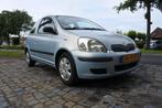 Toyota Yaris 1.0 VVT-i Idols 186 dkm apk 22-1-2026, Stof, Gebruikt, Metallic lak, 4 cilinders
