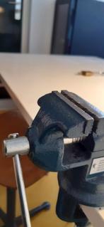 Bankschroef, Doe-het-zelf en Verbouw, Werkbanken, Ophalen of Verzenden, Gebruikt, Minder dan 70 cm, Bankschroef