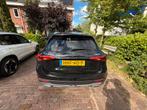 GLC 300e 4Matic Business lineEQ hybride(130km) v particulier, Auto's, Mercedes-Benz, Automaat, 4 cilinders, 2000 kg, Zwart
