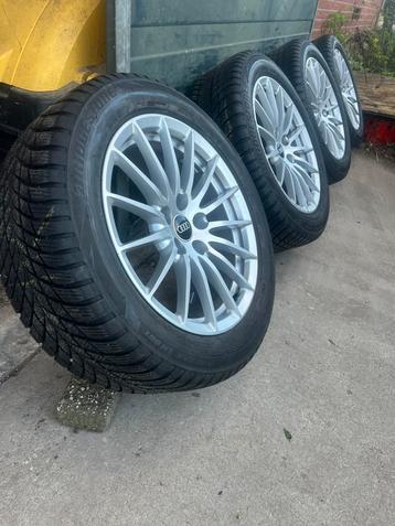 Originele audi A5 S5 velgen 17 inch met winterbanden beschikbaar voor biedingen