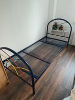 Metalen bed met kleurtjes, Ophalen, Gebruikt, Eenpersoons, Metaal