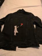 Zwarte Denim Jas met Banksy Schildering - Maat S, Ophalen of Verzenden, Zo goed als nieuw, Maat 36 (S), Zwart