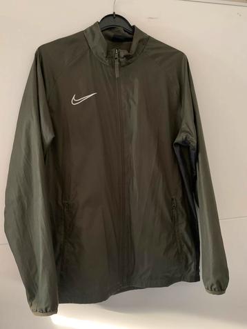 Z.g.a.n. originele Nike zomerjas mt S heren beschikbaar voor biedingen
