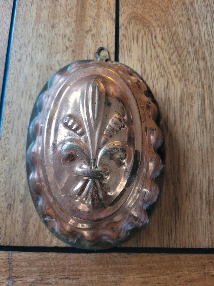 Oude Koperen Bakvorm met Fleur de Lis, Antiek en Kunst, Antiek | Keukenbenodigdheden, Ophalen of Verzenden