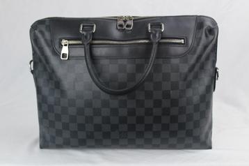 Louis Vuitton Porte Documents beschikbaar voor biedingen