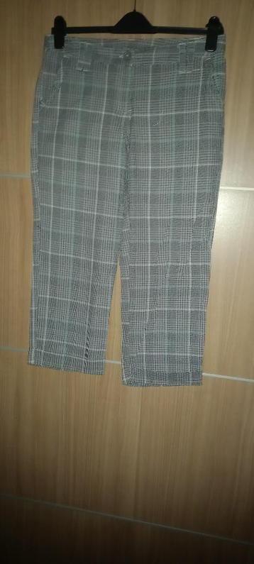 capri KORTE DAMES BROEK 40 beschikbaar voor biedingen