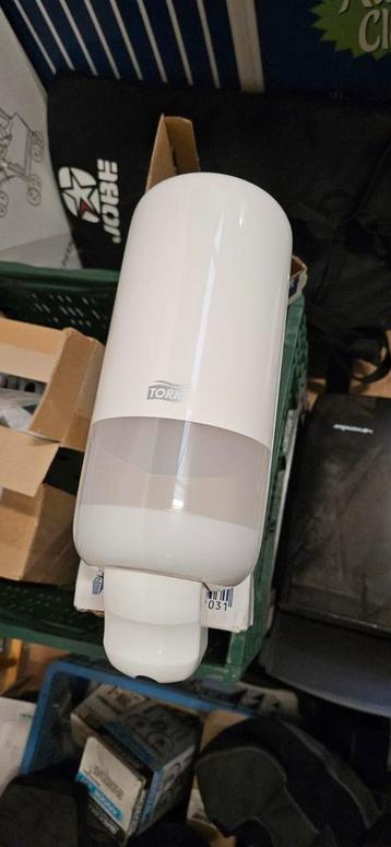 Zeepdispenser Tork/Ecolab - Hygiëne voor uw ruimte beschikbaar voor biedingen