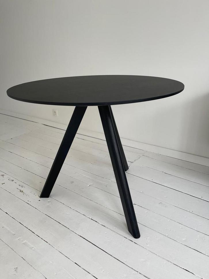 HAY Zwarte Eettafel CPH20, Huis en Inrichting, Tafels | Eettafels, Zo goed als nieuw, 50 tot 100 cm, Rond, Ophalen