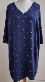 MS Mode donkerblauwe jurk met veertjes mt. 50, Kleding | Dames, Grote Maten, Blauw, Jurk, Ophalen of Verzenden, Zo goed als nieuw