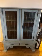 Retro Vitrinekast met glas-in-lood deuren – massief hout, Huis en Inrichting, Ophalen, Gebruikt, Met deur(en), 50 tot 100 cm