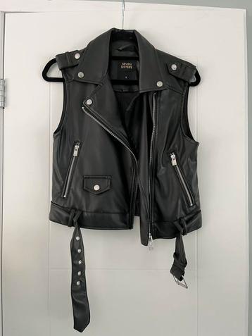 Gilet leren look beschikbaar voor biedingen