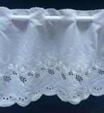 Valletje met bloemen 29cm hoog, Minder dan 50 cm, Wit, Ophalen of Verzenden, Zo goed als nieuw