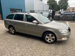 Skoda Octavia 1.6 TDI 77KW Combi Greentech 2011 EXPORT, Voorwielaandrijving, Euro 5, 4 cilinders, Beige