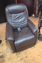 Sta-op Fauteuil Leer, Ophalen, Gebruikt, Leer, 75 tot 100 cm