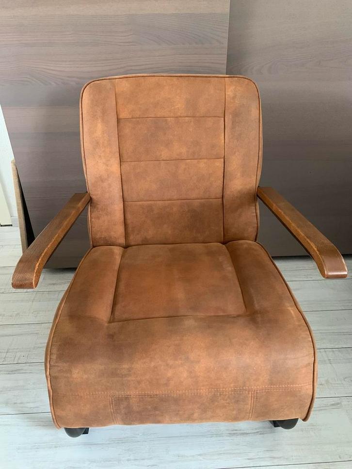 Fauteuil Ivar, Cognac, Leen Bakker, Huis en Inrichting, Fauteuils, Zo goed als nieuw, Hout, Metaal, Stof, 50 tot 75 cm, 75 tot 100 cm