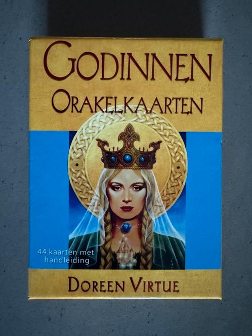 Doreen Virtue - Godinnen orakelkaarten, Boeken, Esoterie en Spiritualiteit, Zo goed als nieuw, Ophalen of Verzenden