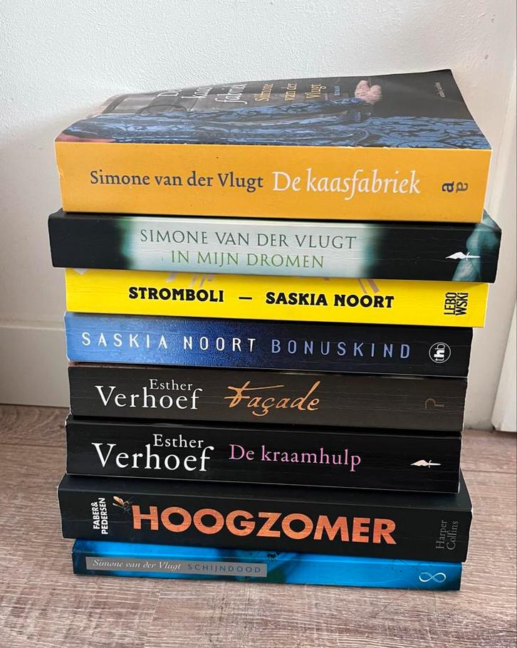 Pakket Nederlandse thrillers en romans, Boeken, Thrillers, Gelezen, Nederland, Ophalen