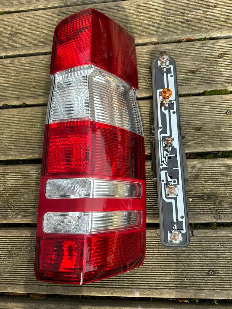 Achterlicht rechts Mercedes Sprinter A906, Auto-onderdelen, Ophalen of Verzenden, Gebruikt