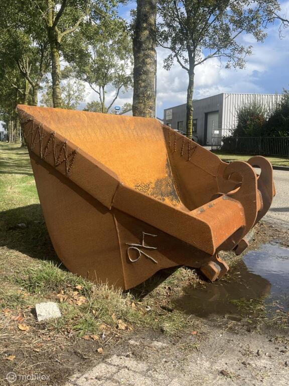 Graafbak | 240x120x140cm, Doe-het-zelf en Verbouw, Gereedschap | Overige machines, Gebruikt