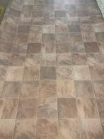 Vinyl vloerbedekking - 4,55m x 4m - Tegelmotief, Ophalen, Bruin, Nieuw, 25 tot 50 m²