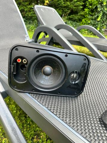 Sonos buitenspeaker sonance beschikbaar voor biedingen