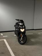 Yamaha aerox 50cc 4Takt, Fietsen en Brommers, Scooters | Yamaha, Ophalen of Verzenden, Zo goed als nieuw, Benzine, Aerox