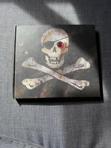 Piraten - John Matthews beschikbaar voor biedingen