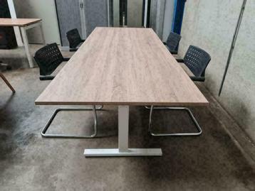 Vergadertafel , instelbaar,  200x100cm wit eiken, nieuw beschikbaar voor biedingen